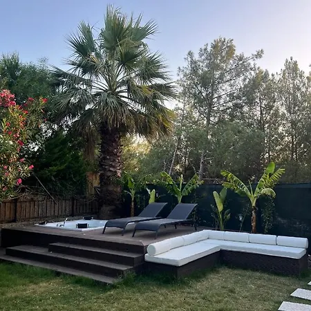 Oludeniz Luxury With Jacuzzi, Common Pool Vilă *