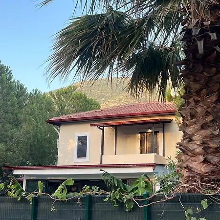 Villa Oludeniz Luxury With Jacuzzi, Common Pool Fethiye