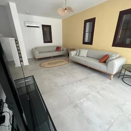 Oludeniz Luxury With Jacuzzi, Common Pool Villa