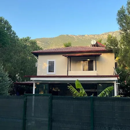 Villa Oludeniz Luxury With Jacuzzi, Common Pool Fethiye