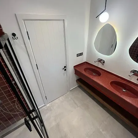 Villa Oludeniz Luxury With Jacuzzi, Common Pool Fethiye