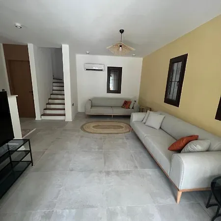 Oludeniz Luxury With Jacuzzi, Common Pool Villa